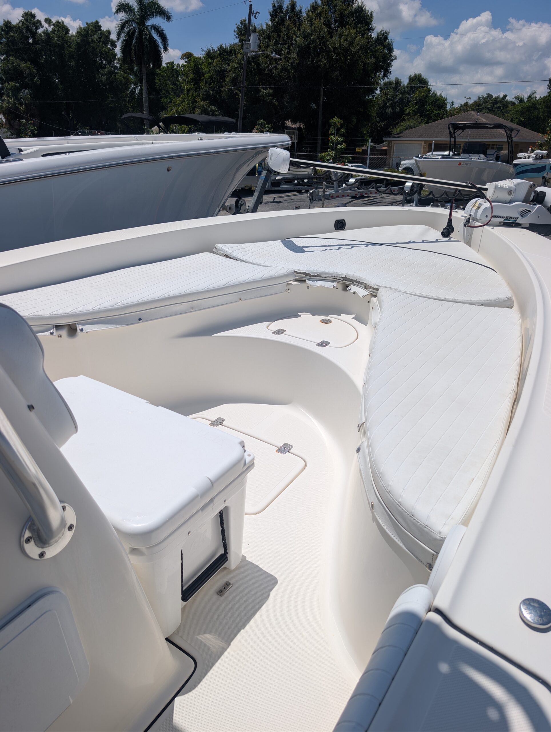 2009-Pioneer-220-Bay-Sport__U-P1462J_4.jpg