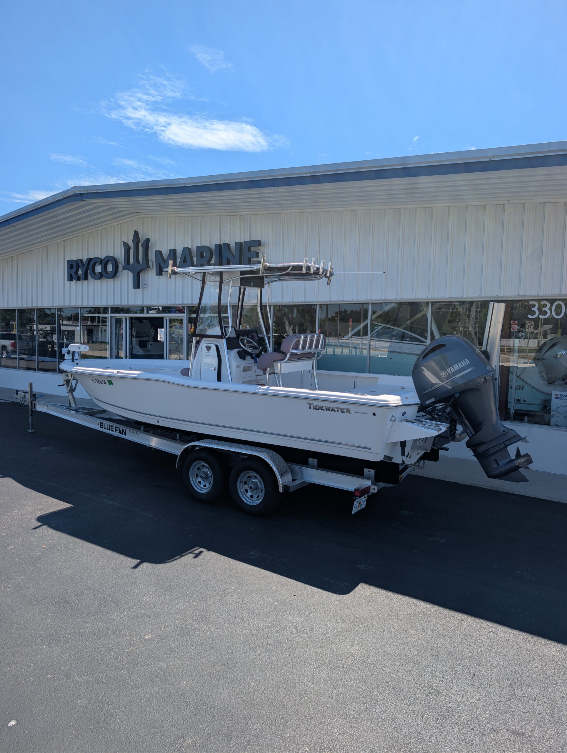 2017-Tidewater-2400__U-TWFB111-C_10.jpg