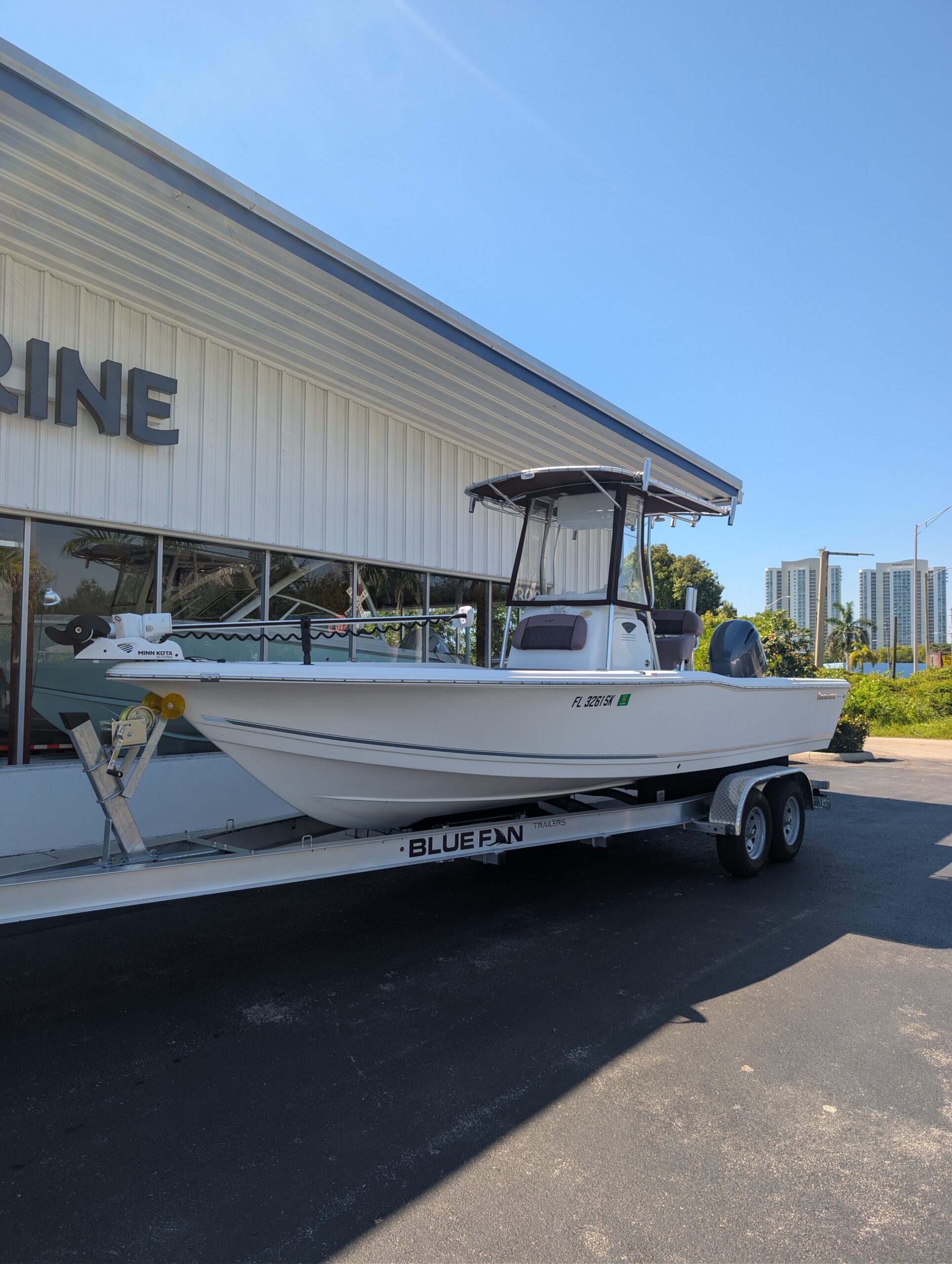 2017-Tidewater-2400__U-TWFB111-C_2.jpg