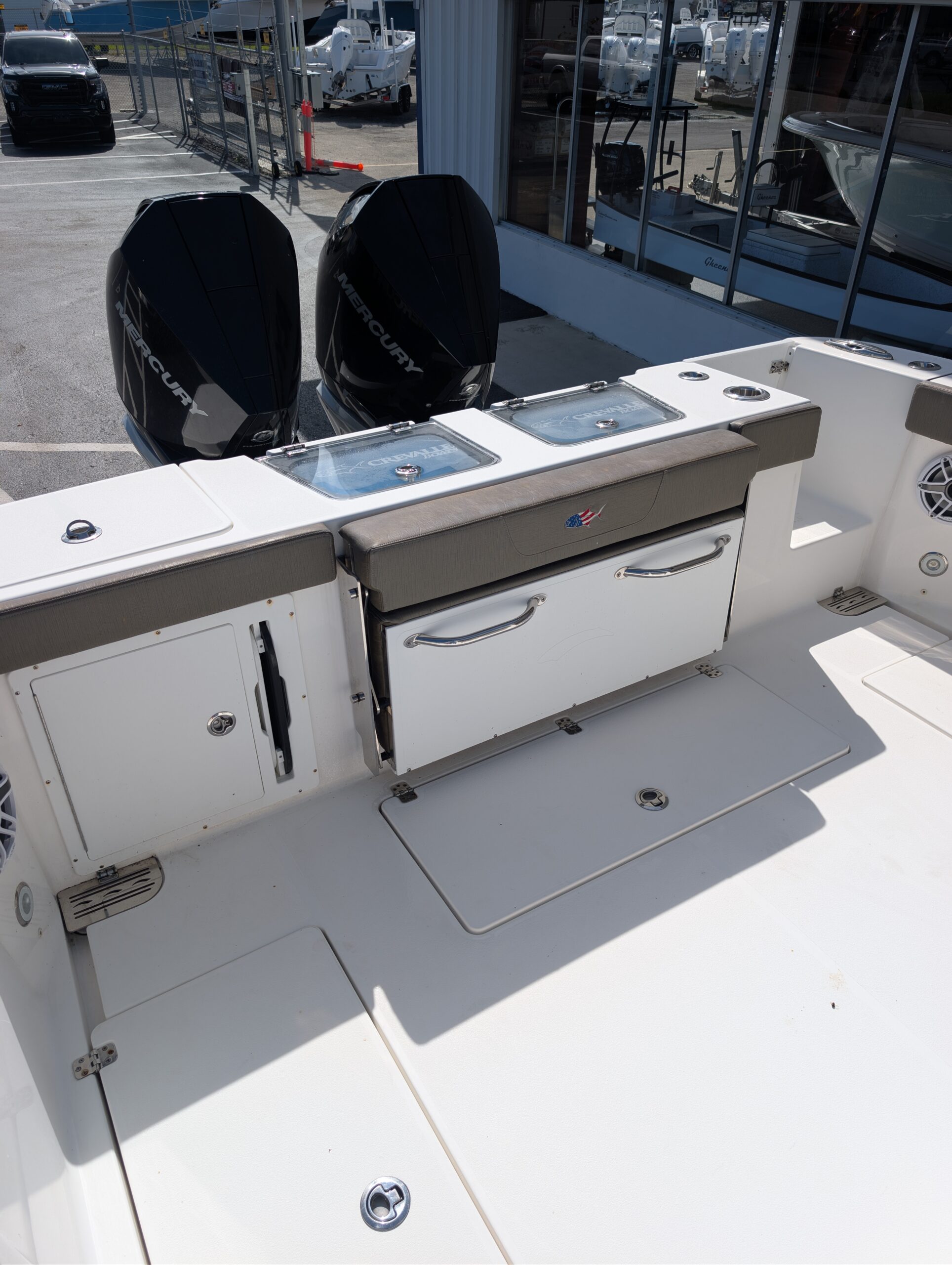 2022-Crevalle-33-CSF__U-CV3122_13.jpg