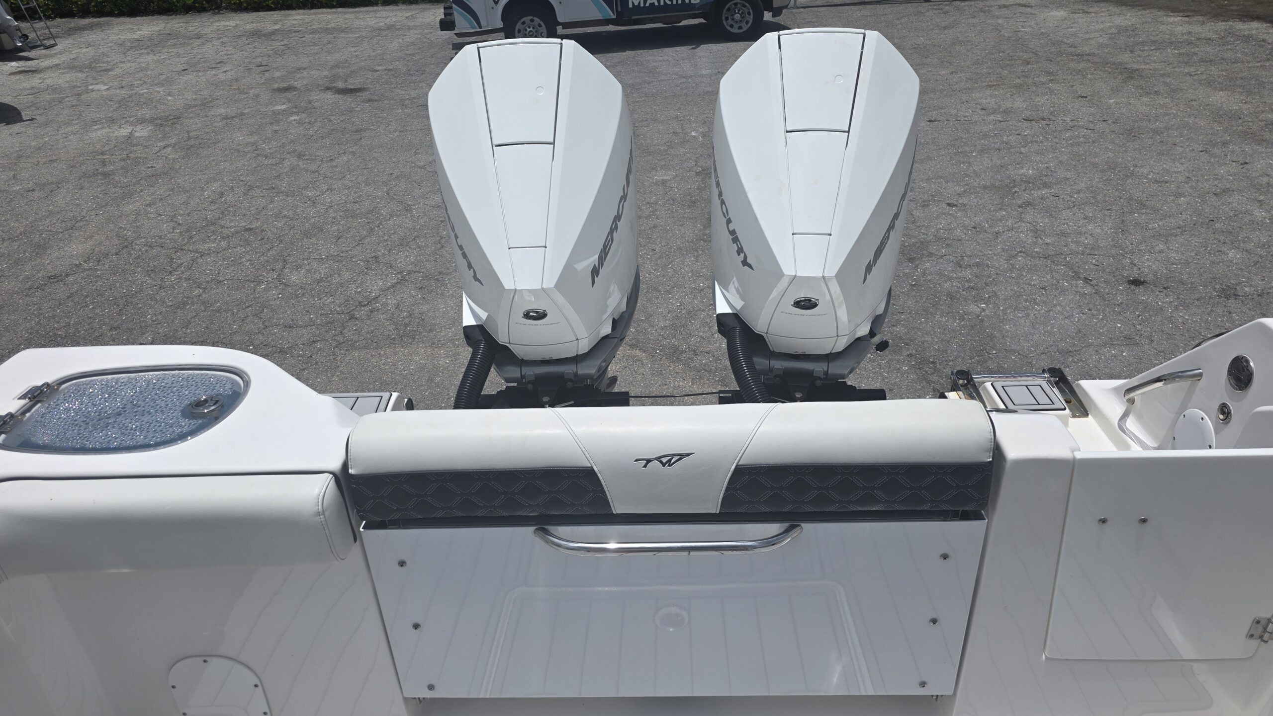 2022-Tidewater-320CC__U-TWYC121-C_18.jpg