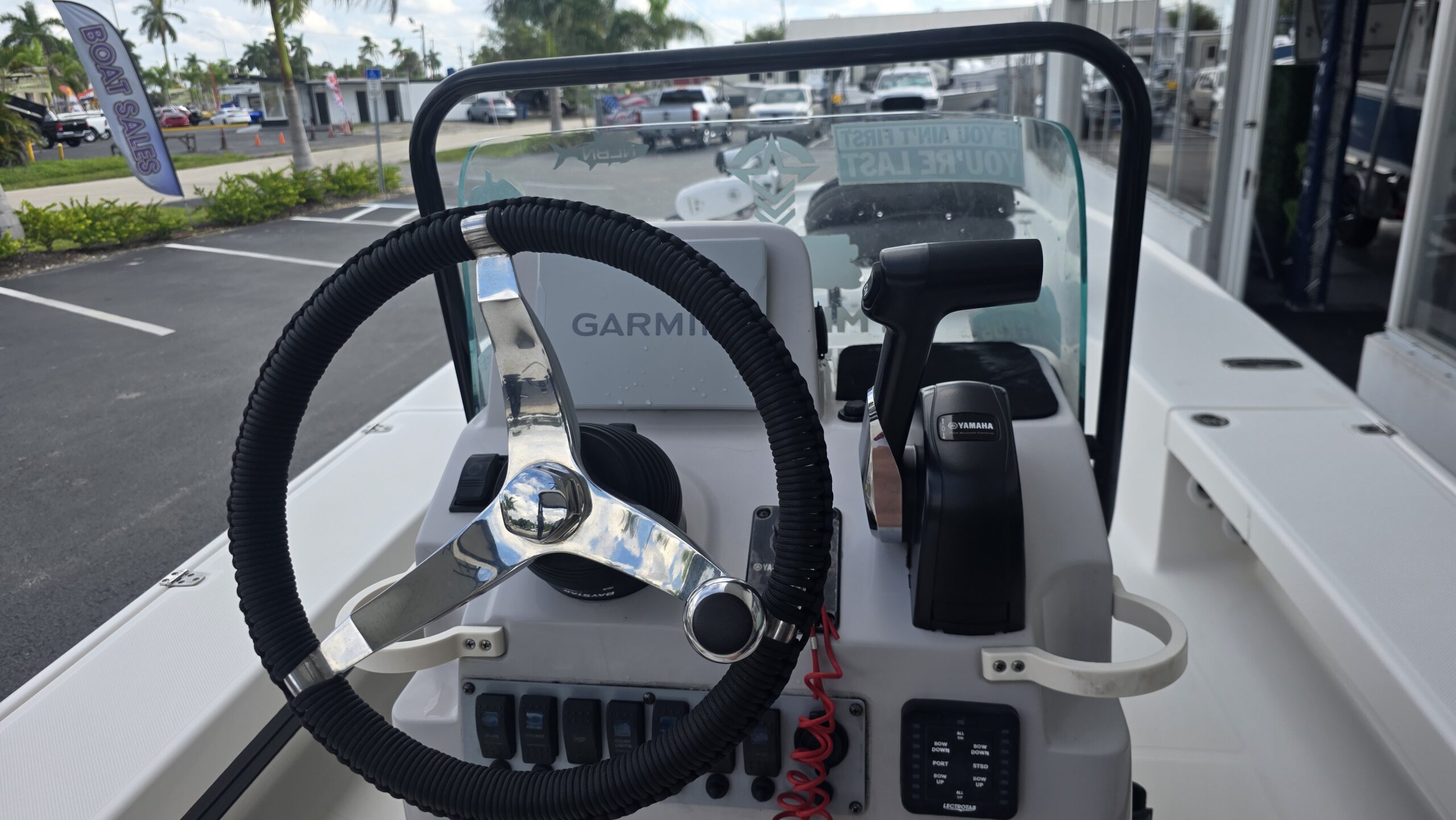 2024-Spyder-FX19__U-SYZ9330-C_17.jpg