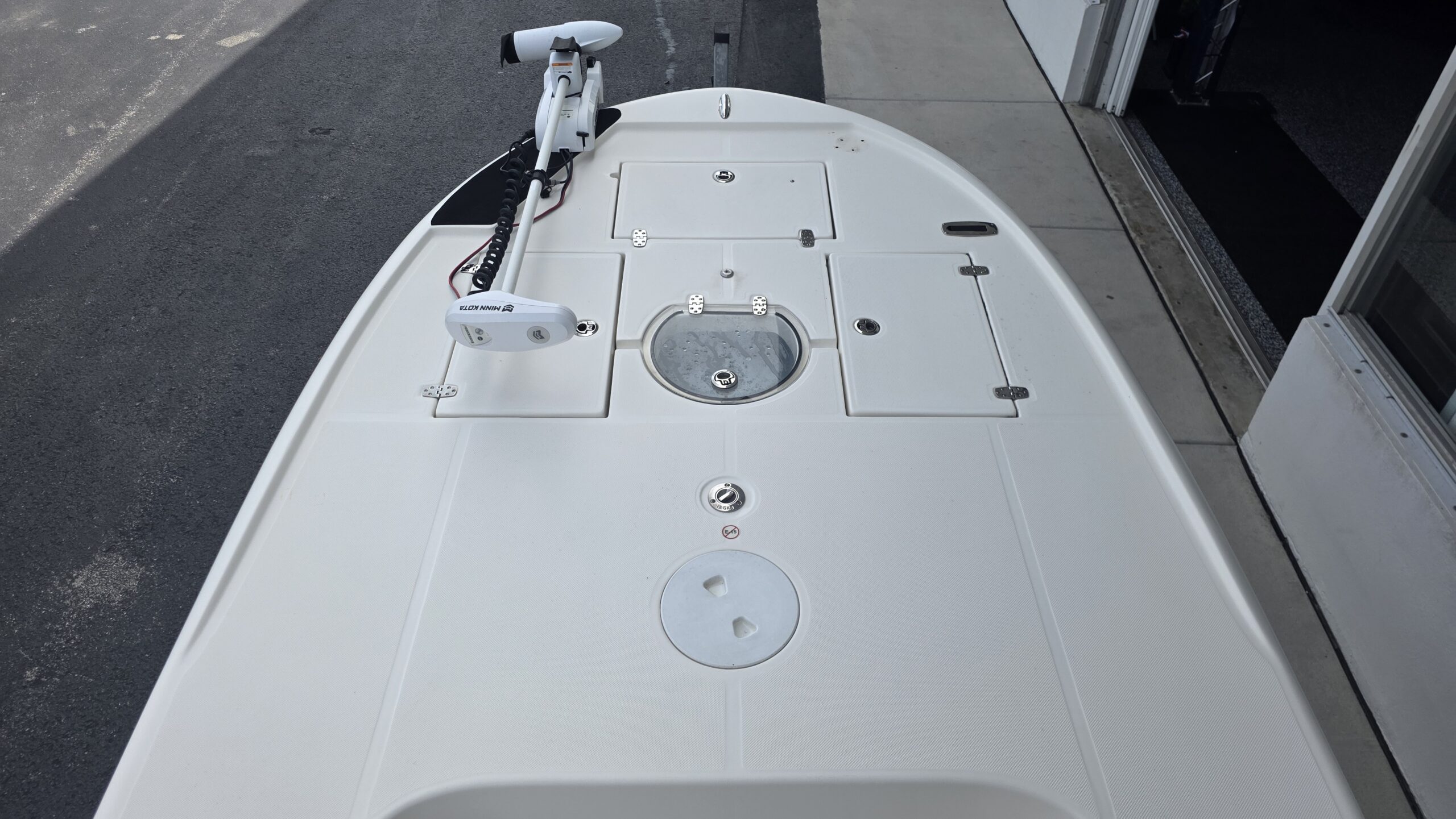 2024-Spyder-FX19__U-SYZ9330-C_7.jpg