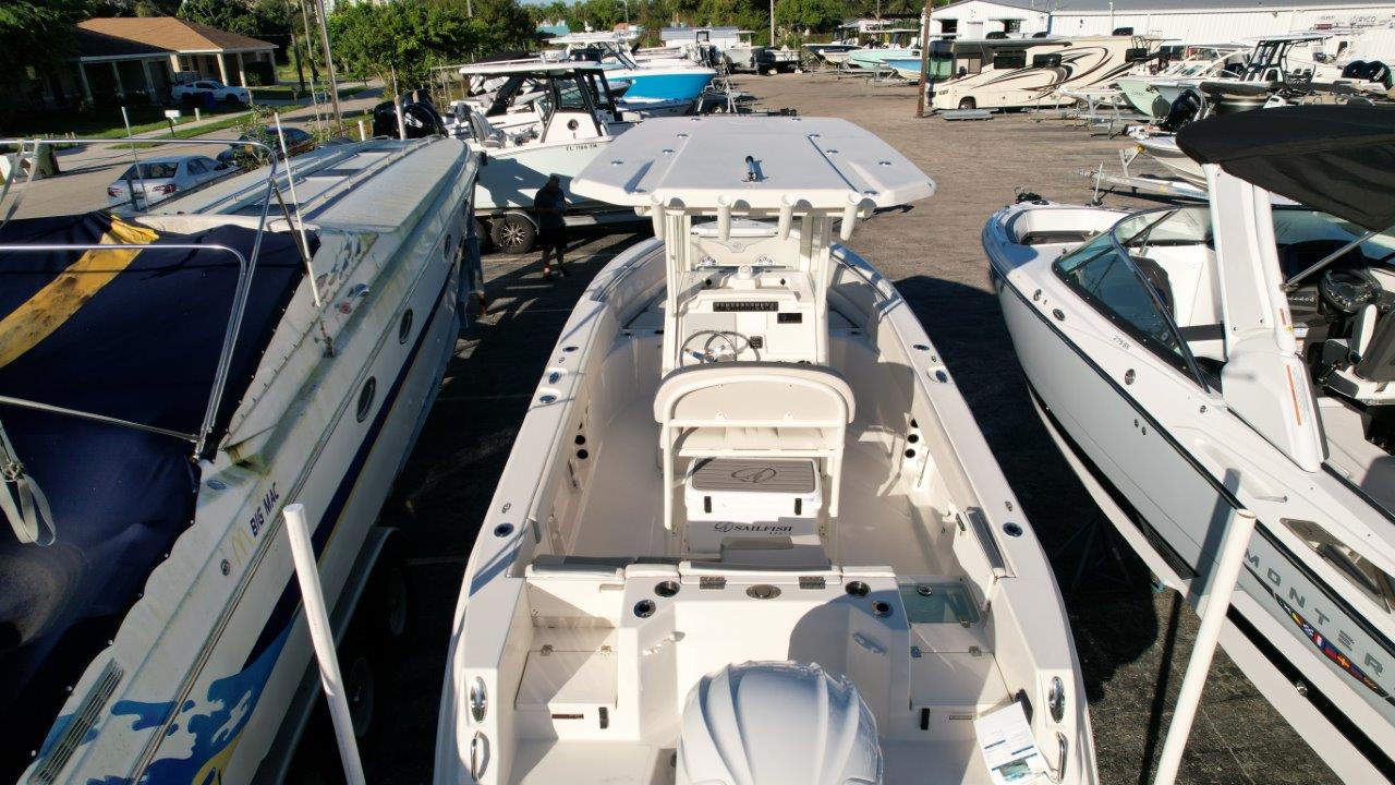 2025-Sailfish-232CC__N-SFC0015_3.jpg