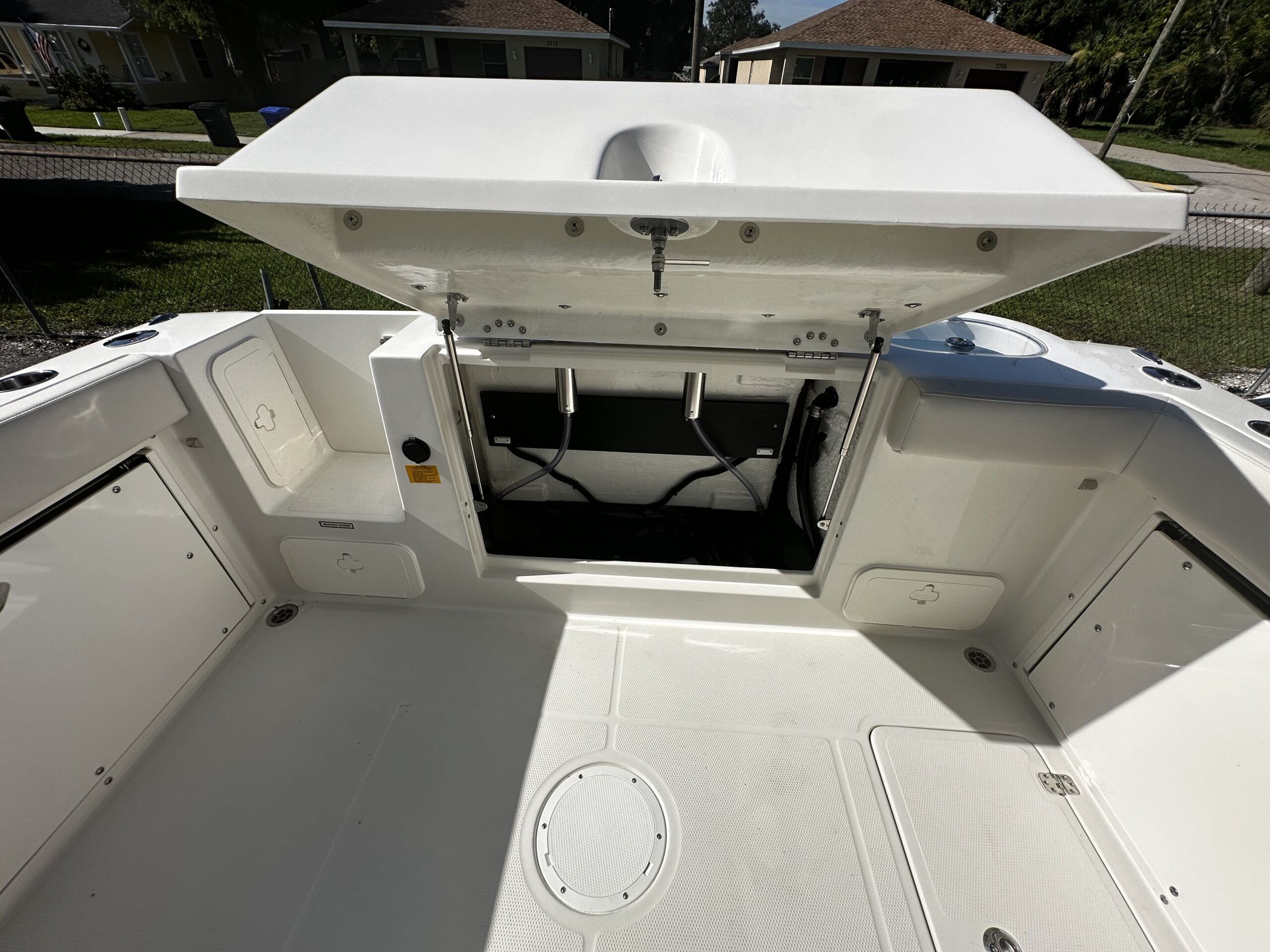 2025-Sailfish-245DC__N-SFB0395G_27.jpg