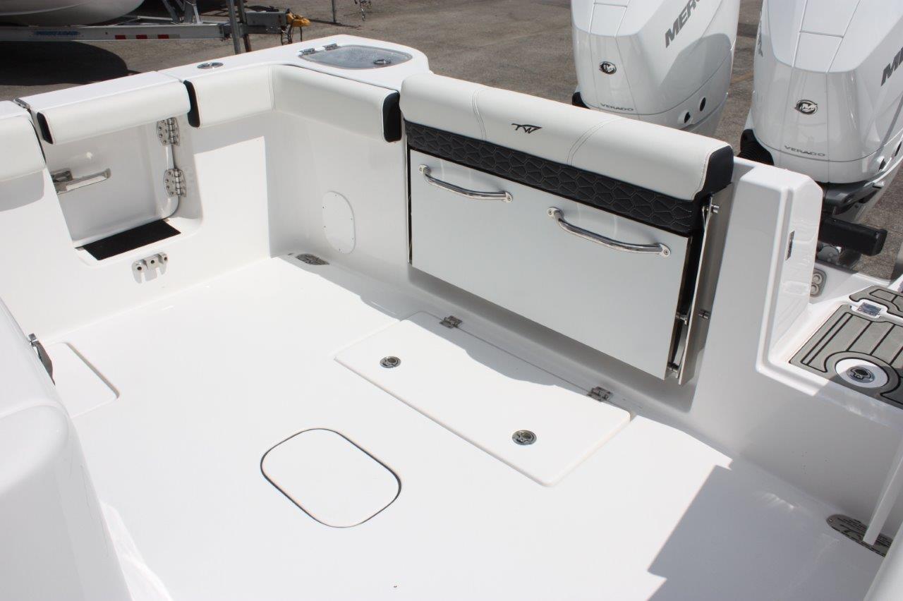 2025-Tidewater-320CC__N-TWYC120C5_17.jpg