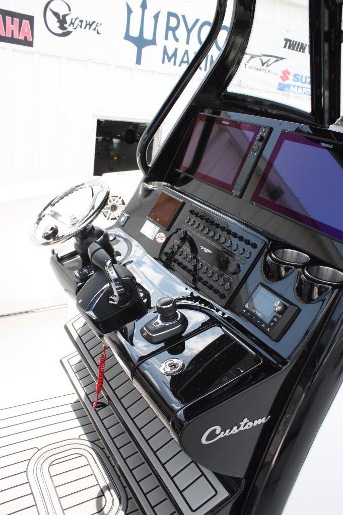 2025-Tidewater-320CC__N-TWYC120C5_28.jpg