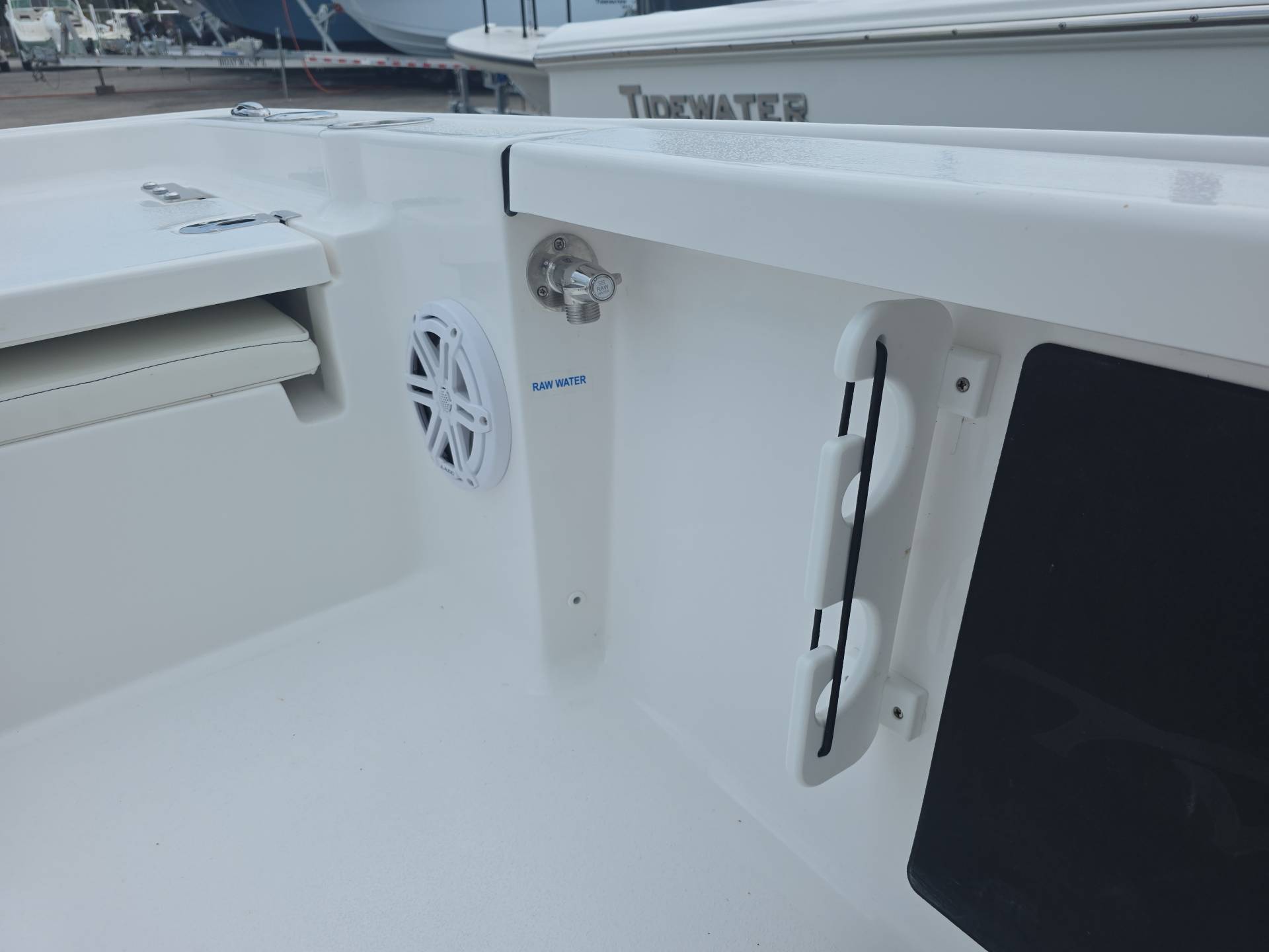 2026-Tidewater-2110BM__N-TWTB205_29.jpg