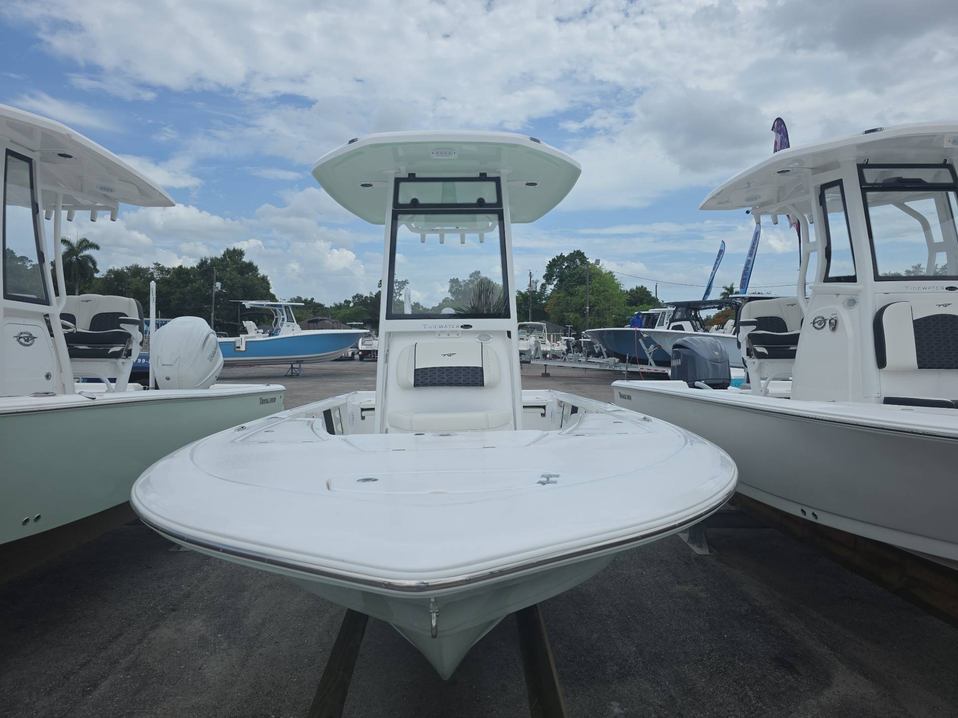 2026-Tidewater-2110BM__N-TWTB205_6.jpg