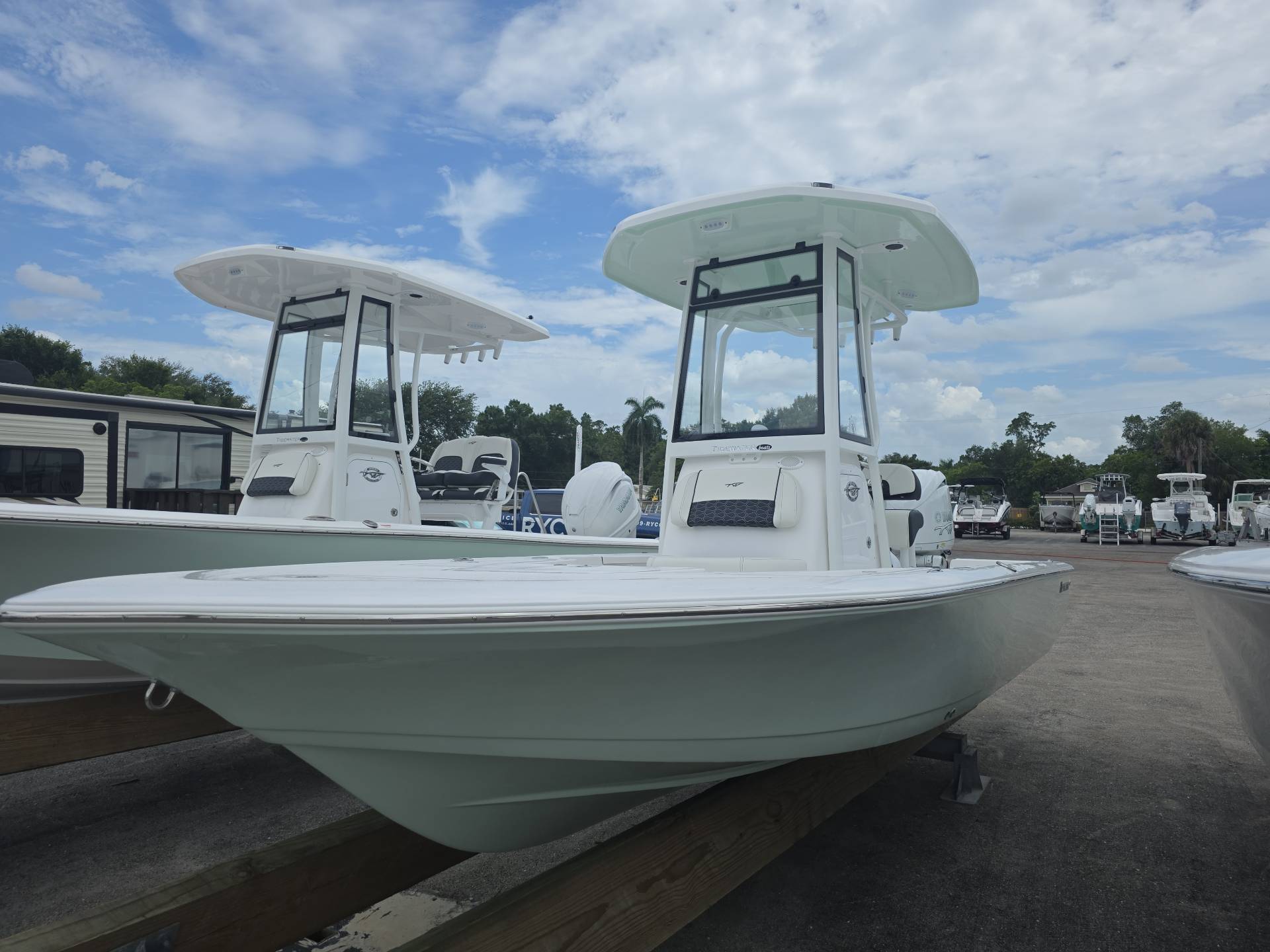 2026-Tidewater-2110BM__N-TWTB205_7.jpg