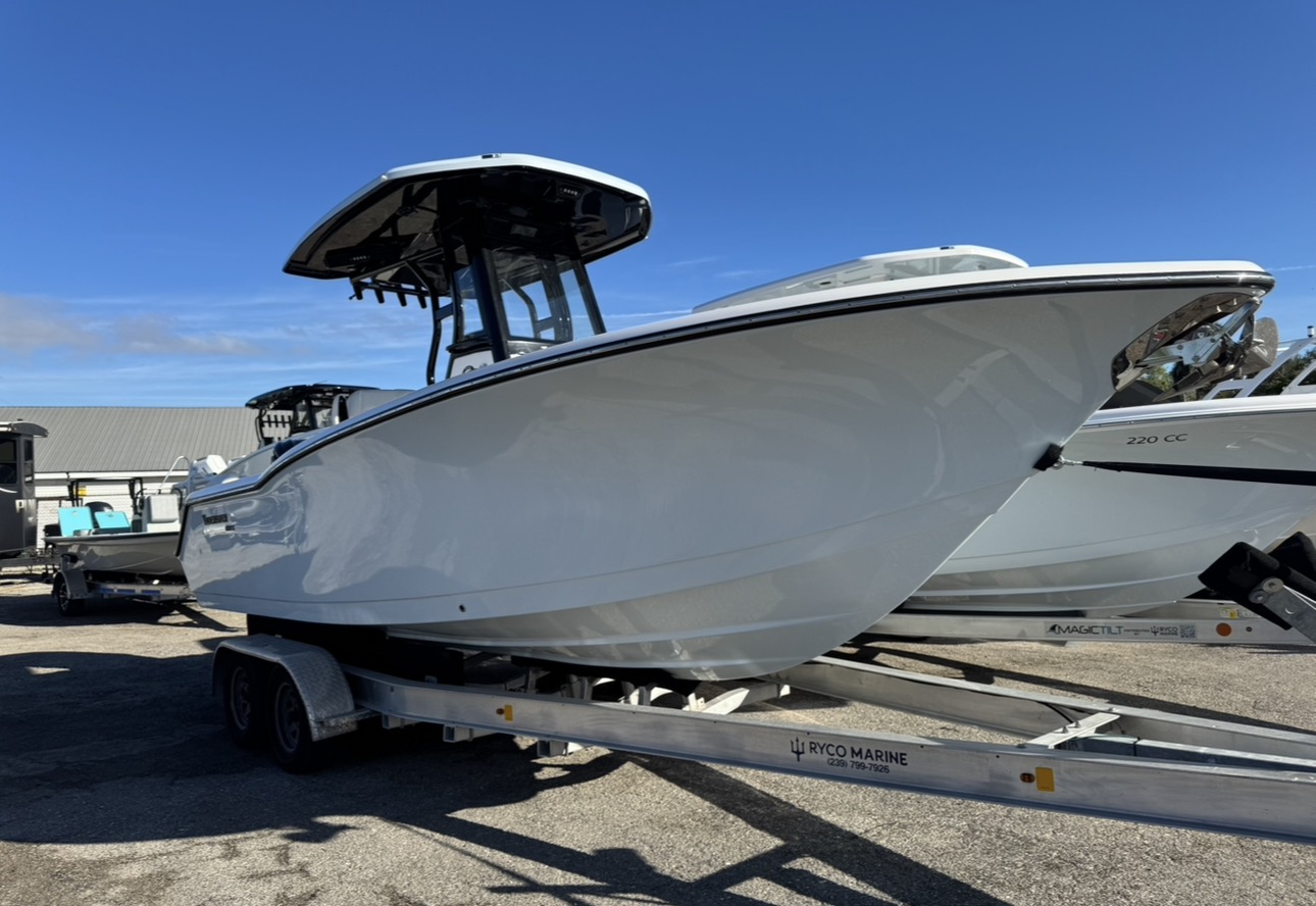 2026-Tidewater-232LXF__N-TWHF139K_3.jpg