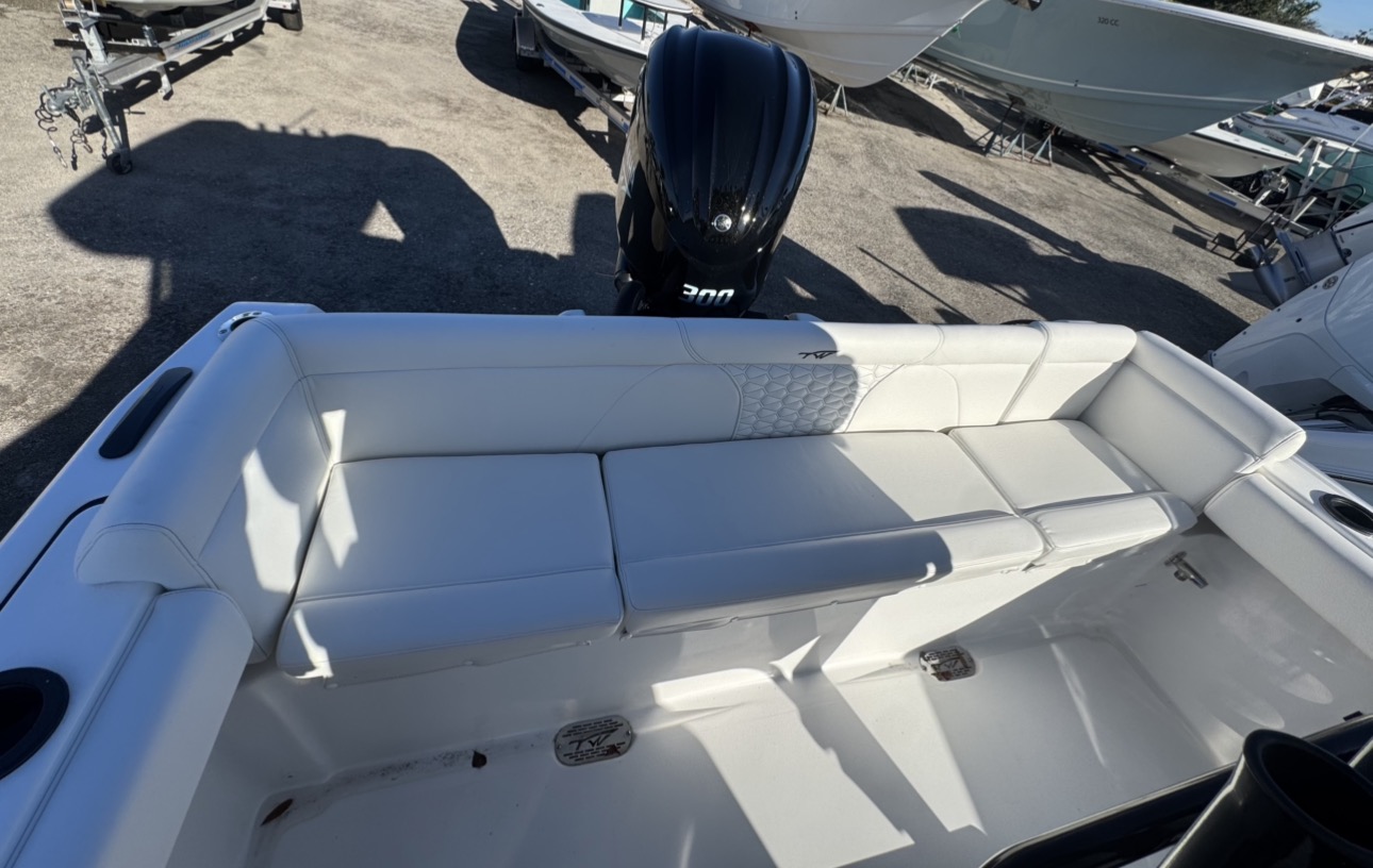 2026-Tidewater-232LXF__N-TWHF139K_8.jpg
