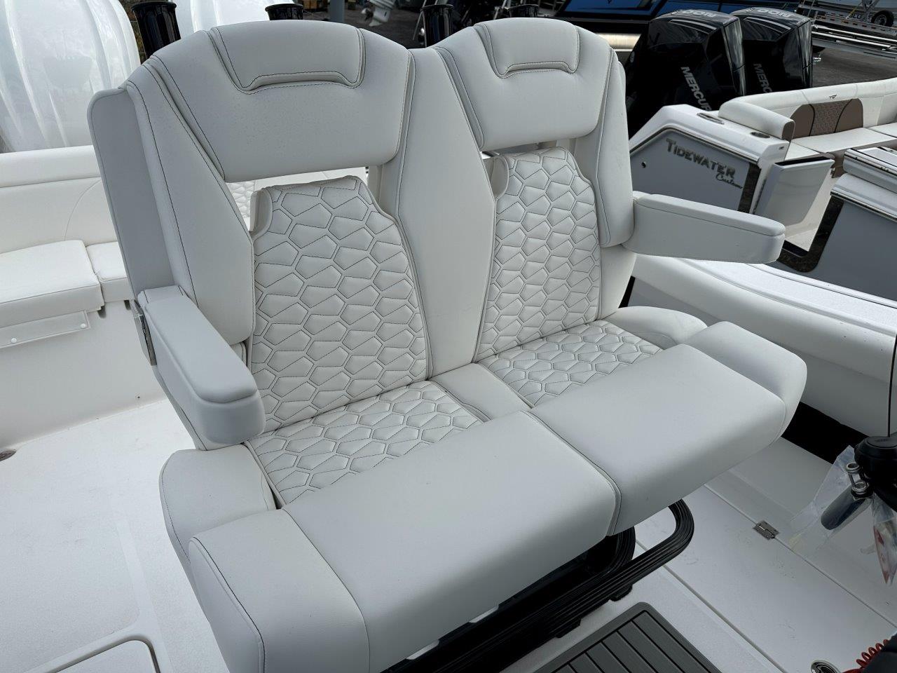 2026-Tidewater-272LXF__N-TWVF114L5_18.jpg