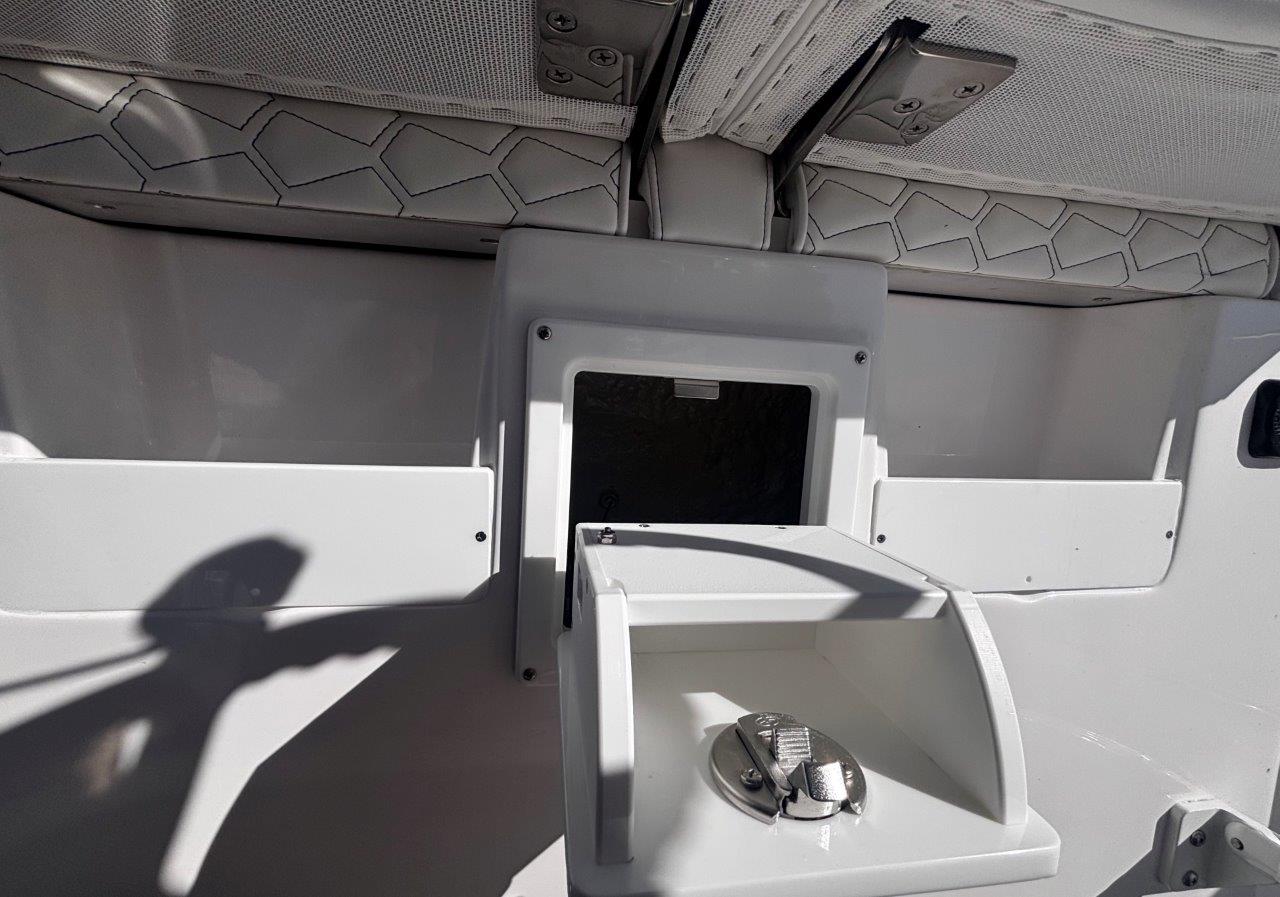 2026-Tidewater-302CC__N-TWUC118I_30.jpg