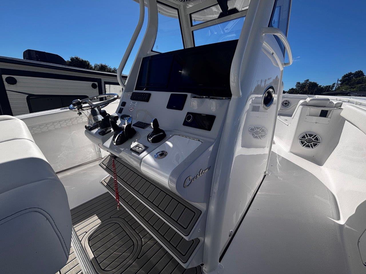 2026-Tidewater-302CC__N-TWUC118I_31.jpg