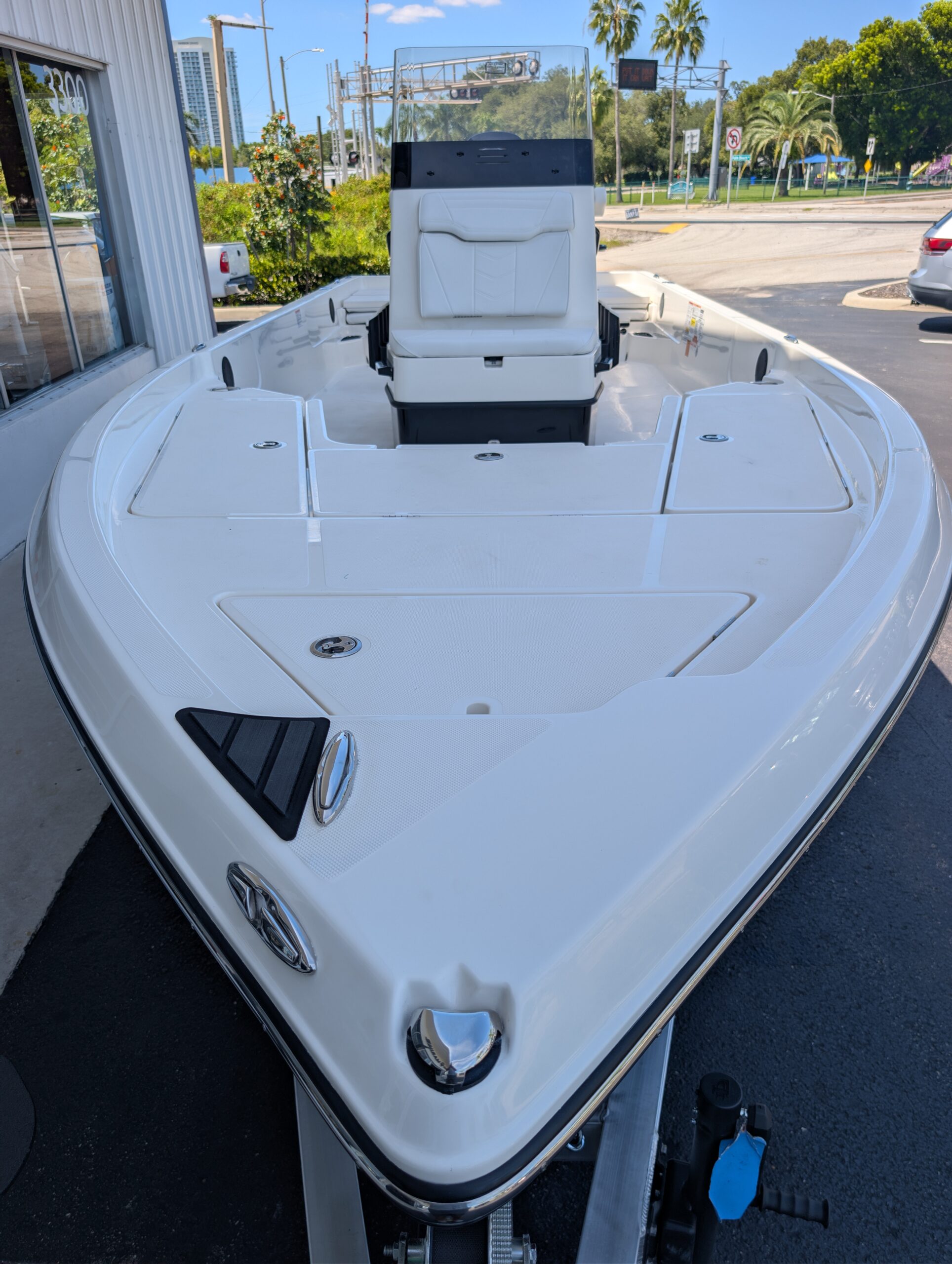 2027-Skeeter-SX230__N-SK28059_16.jpg