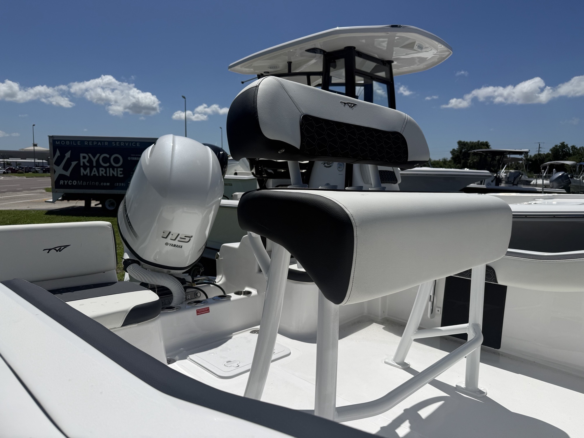 2027-Tidewater-180CC__N-TWEC107_9.jpg