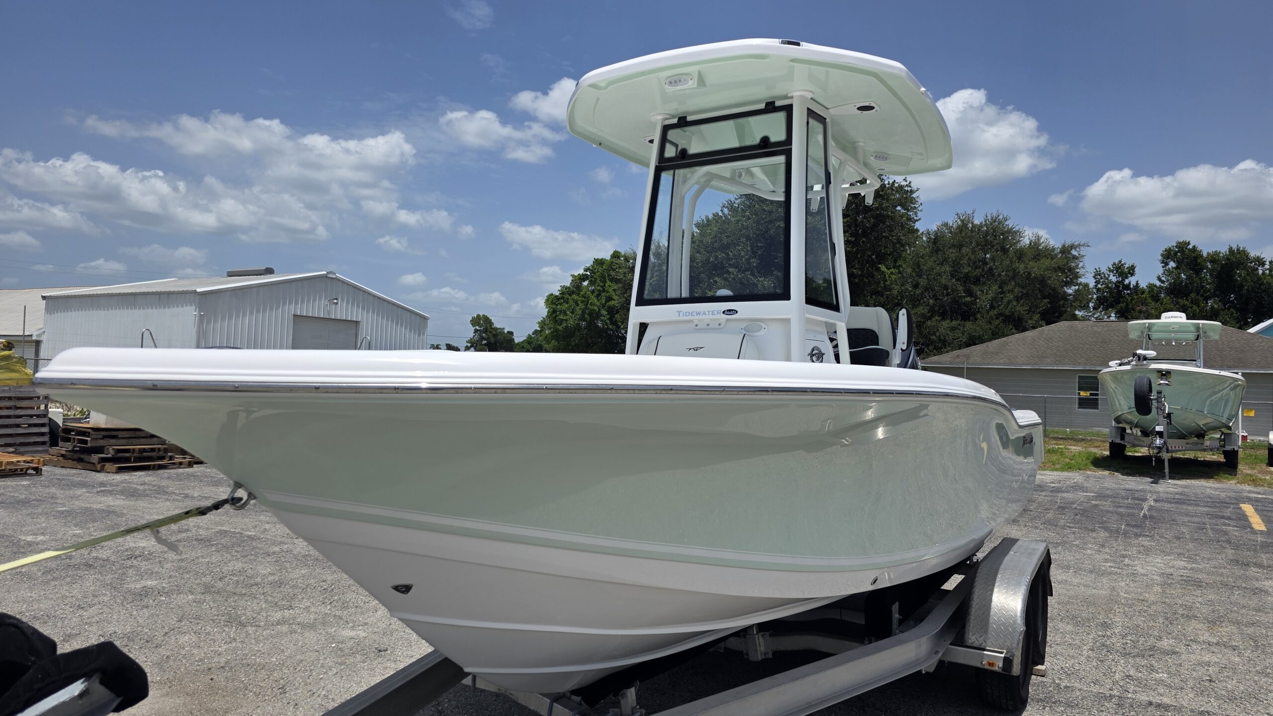 2027-Tidewater-210CC__N-TWZC105_14.jpg