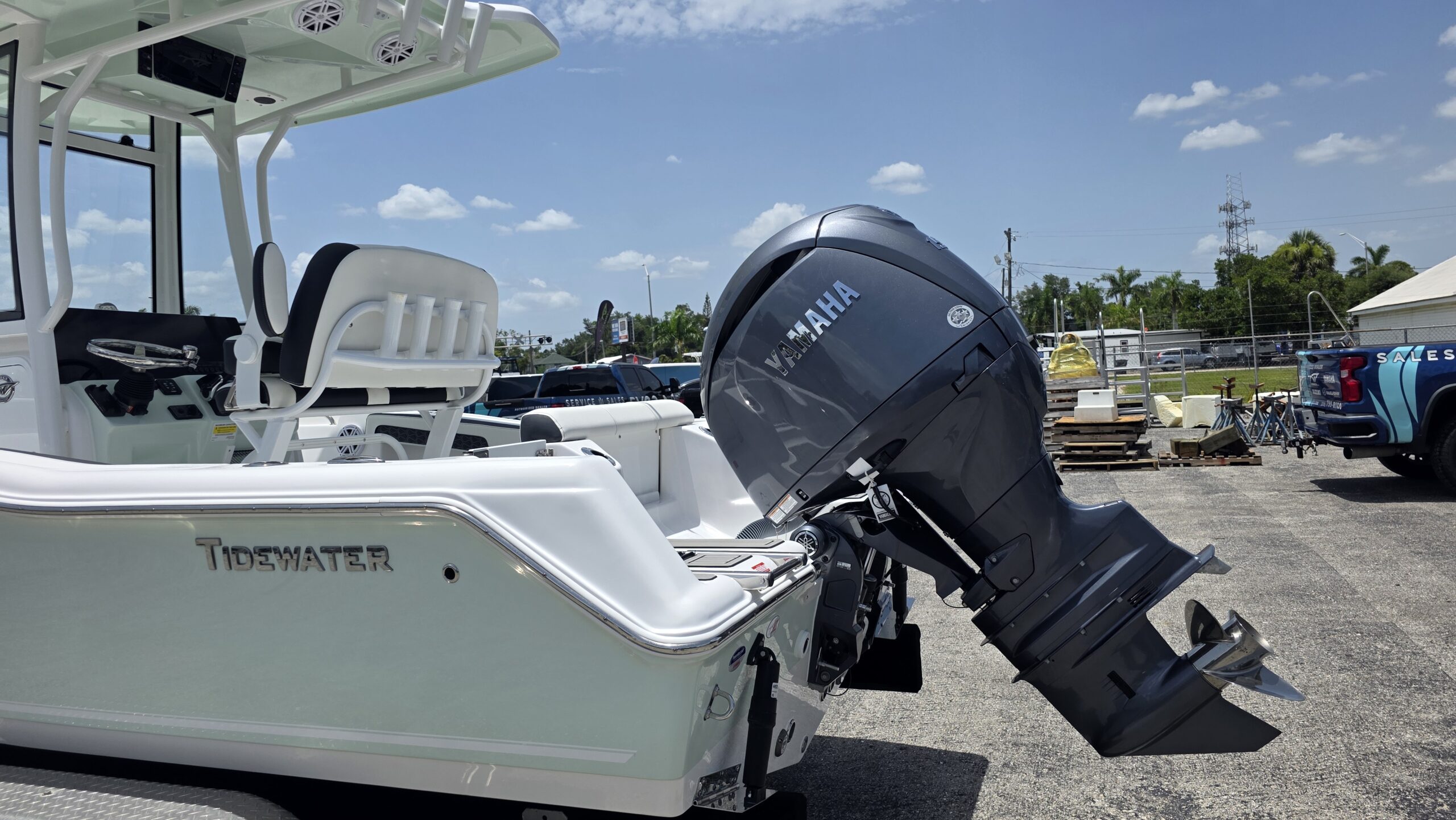 2027-Tidewater-210CC__N-TWZC105_16.jpg