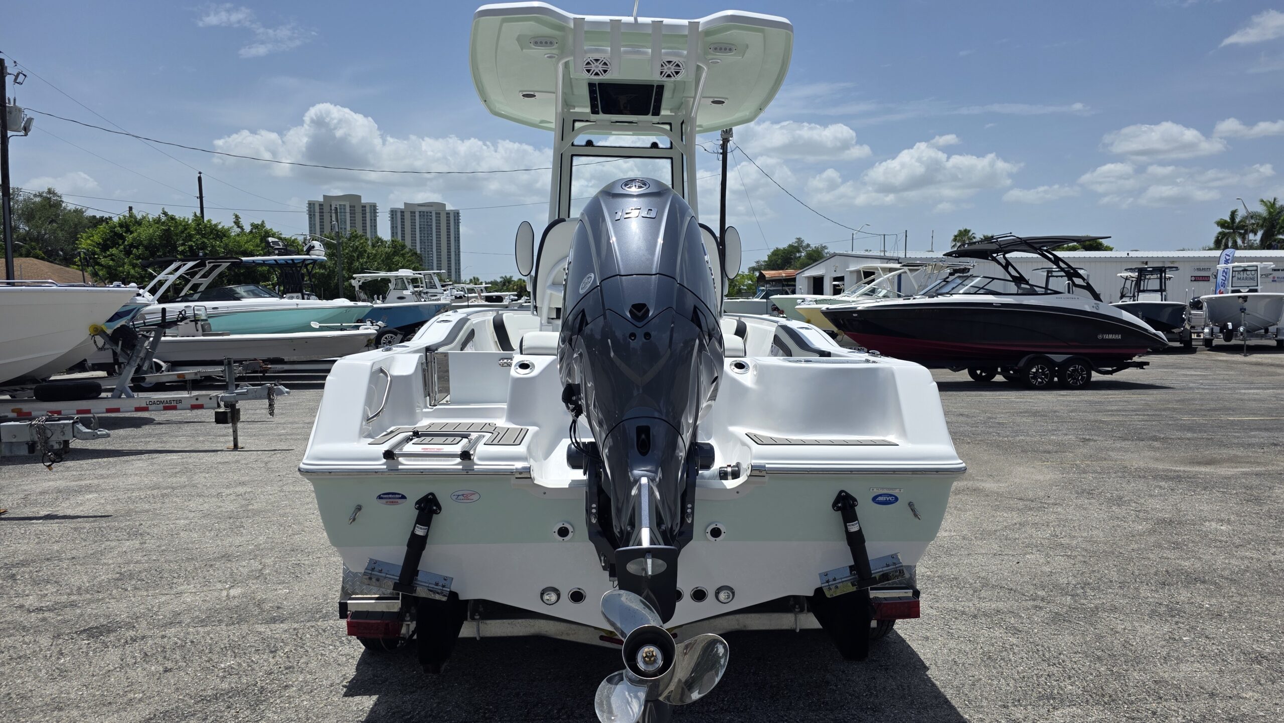 2027-Tidewater-210CC__N-TWZC105_17.jpg