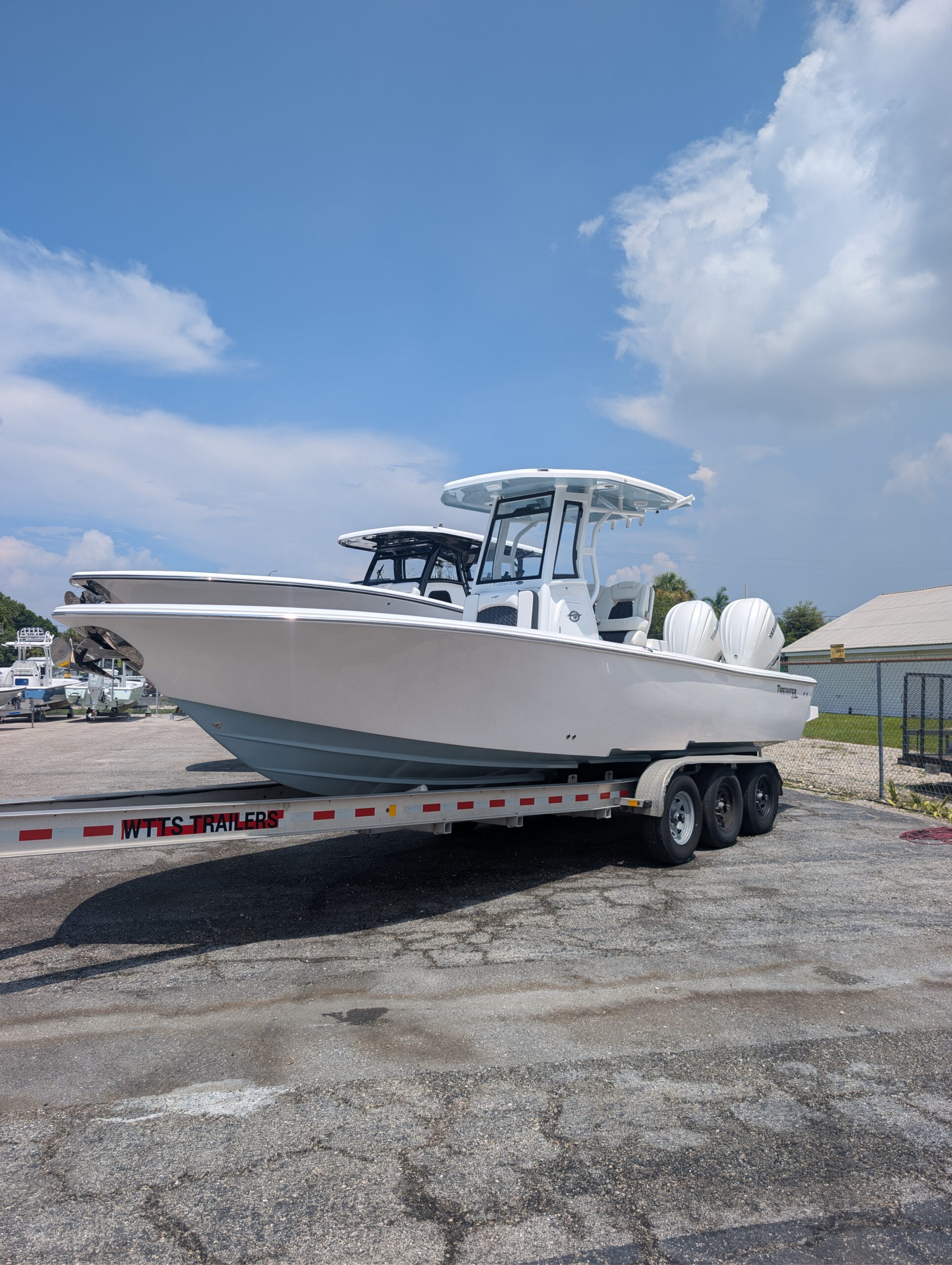 2027-Tidewater-2700CB__N-TWBB110_14.jpg