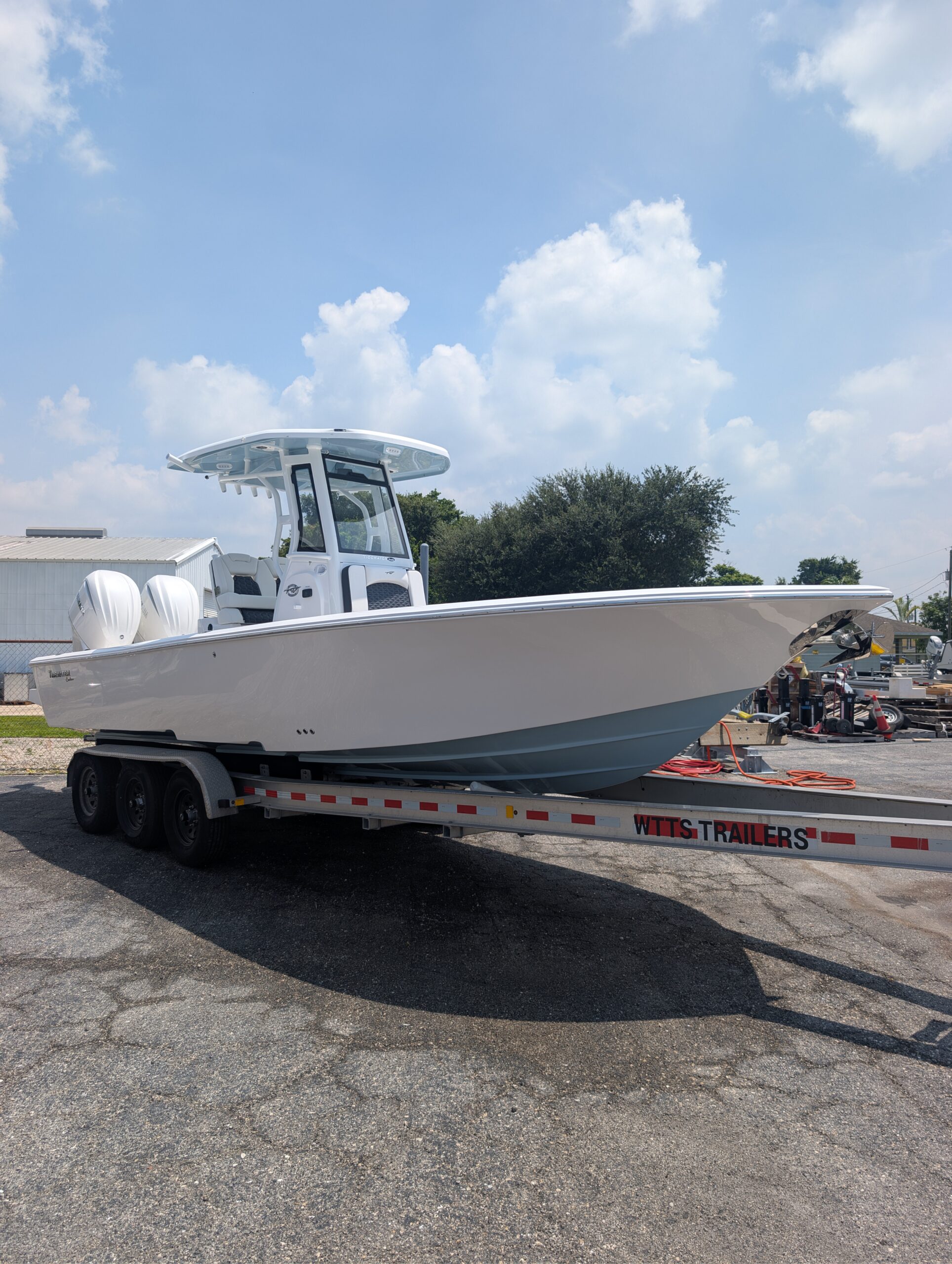 2027-Tidewater-2700CB__N-TWBB110_15.jpg