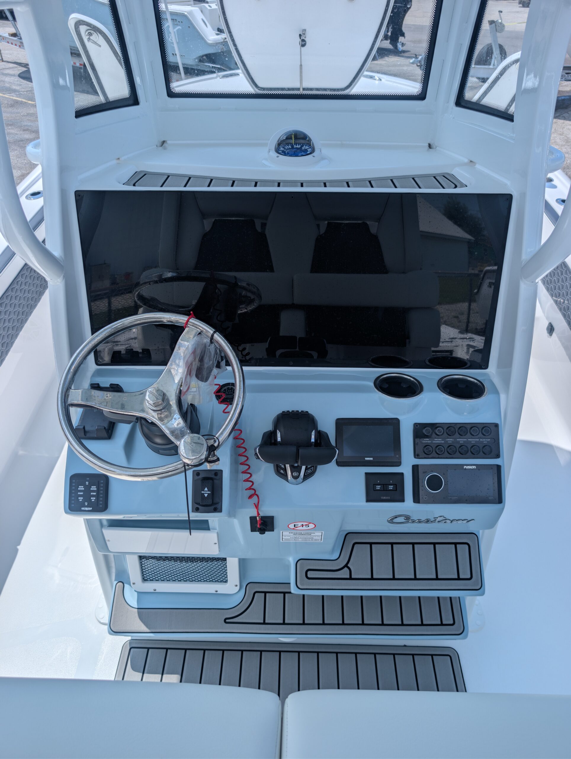 2027-Tidewater-2700CB__N-TWBB110_4.jpg