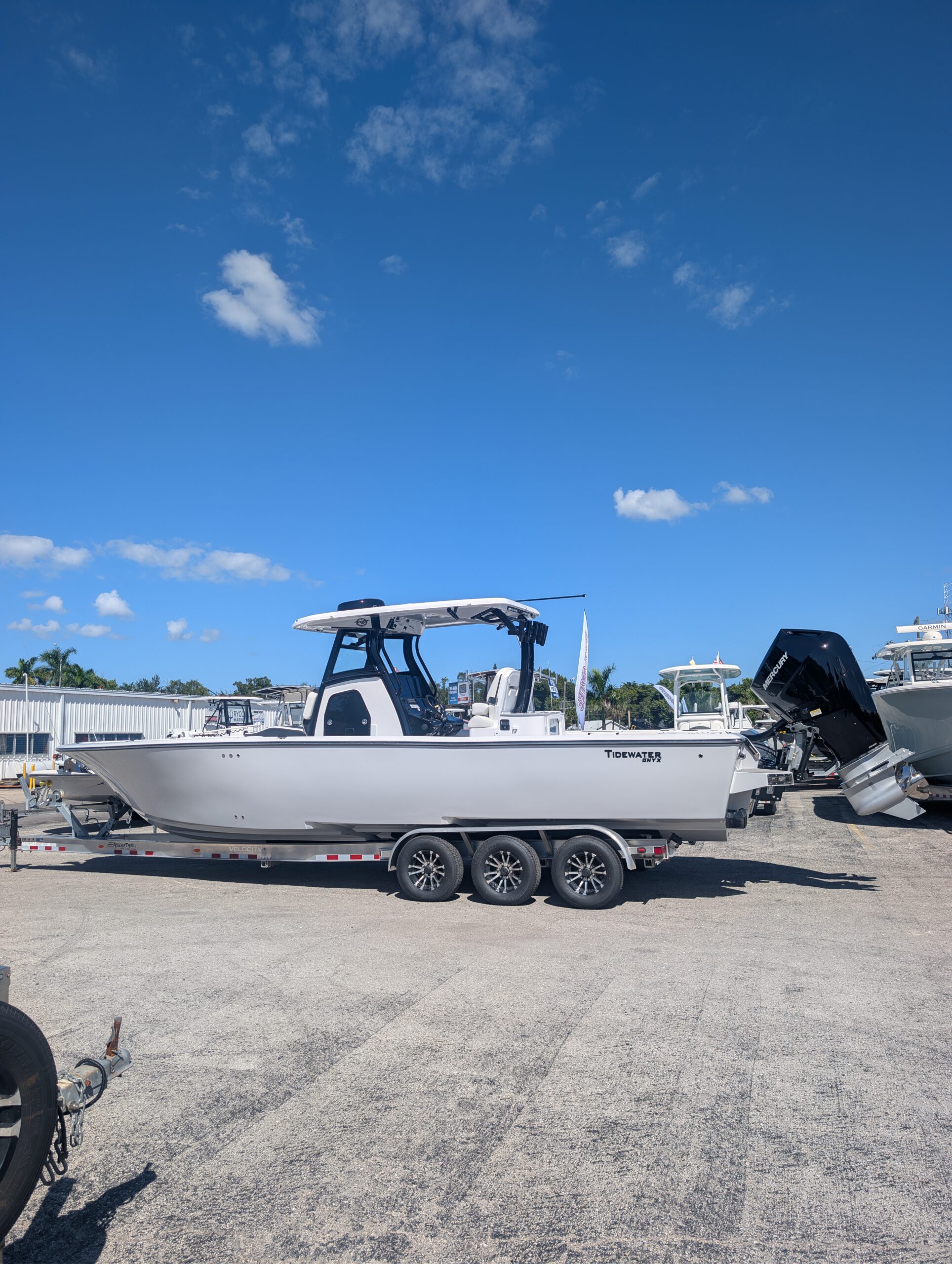 2027-Tidewater-3100CB__N-TWEB108_6.jpg