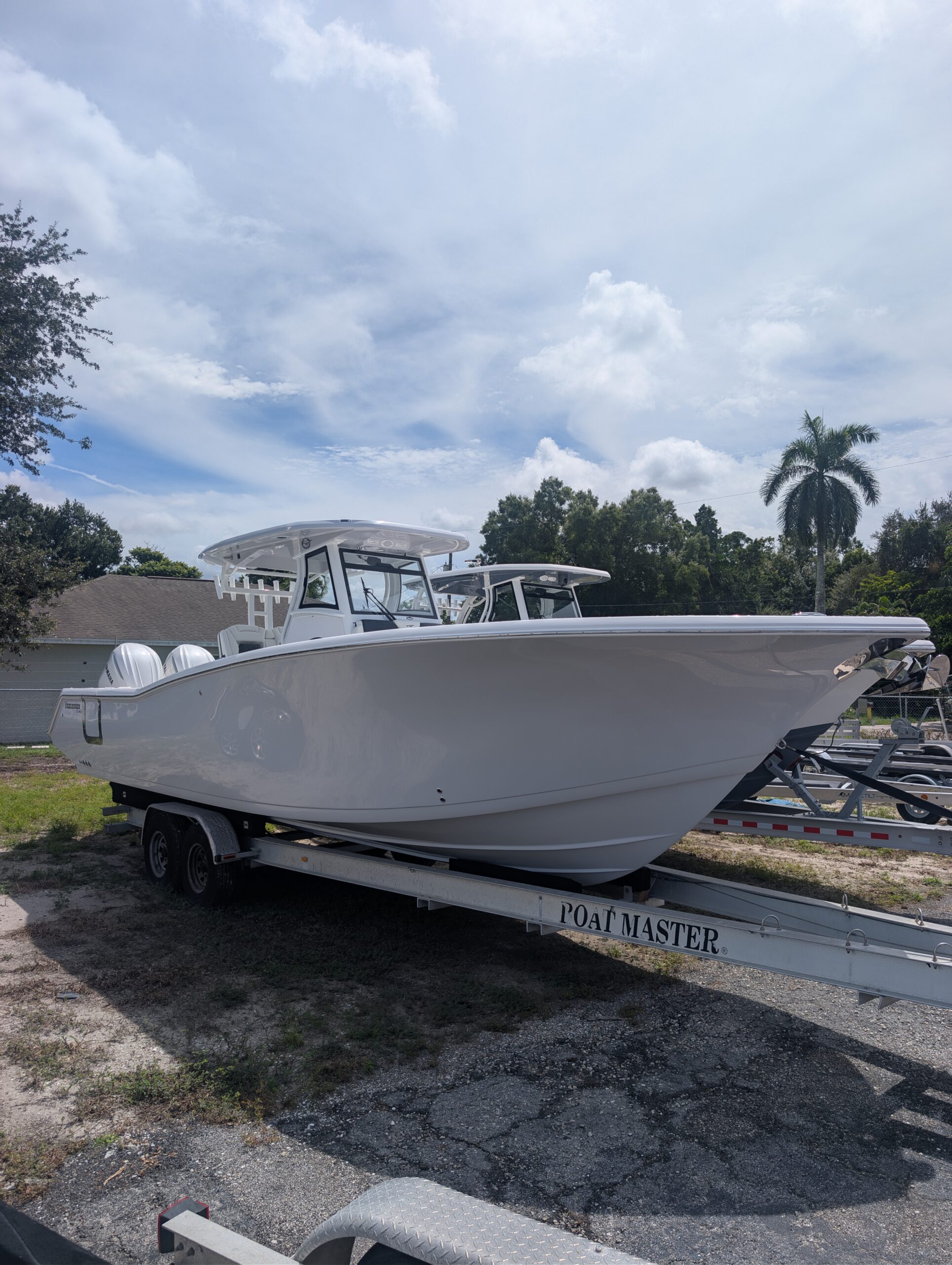 2027-Tidewater-320CC__N-TWYC102_19.jpg